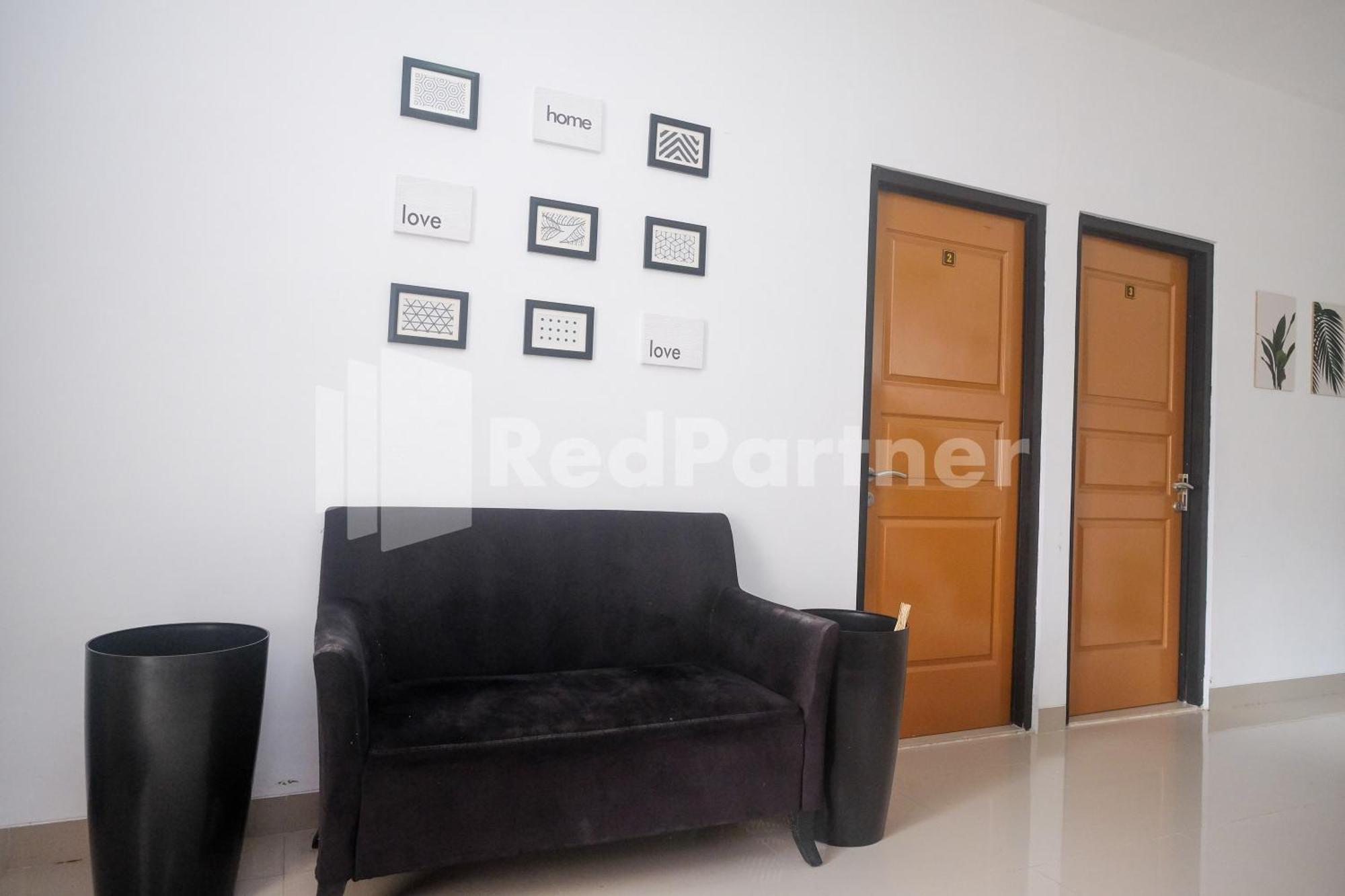 Rumah Daun Timoho Yogyakarta Redpartner Екстериор снимка