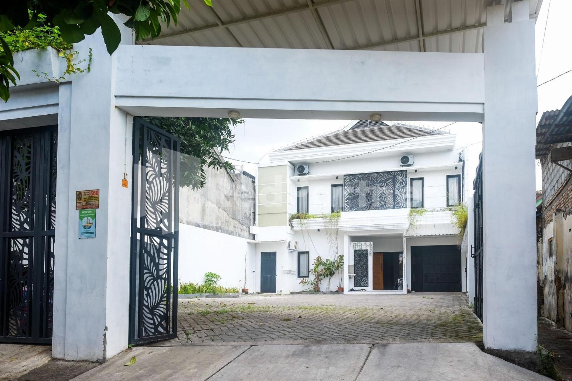Rumah Daun Timoho Yogyakarta Redpartner Екстериор снимка